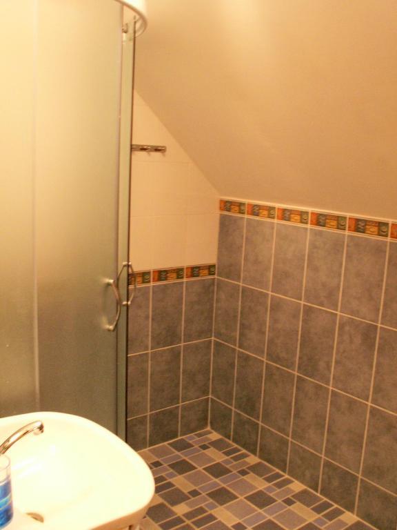 Sveciu Namai Minge Hotel Priekule Bilik gambar